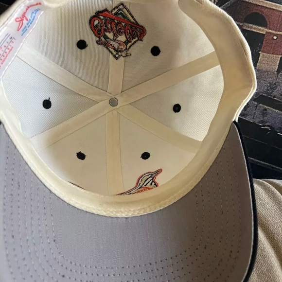 Vintage Baltimore Orioles MLB Signatures Ed West Snapback Cap Hat 90s - Picture 3 of 3